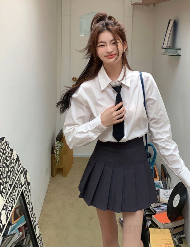 여성 루즈핏 박시핏 베이직 무지 긴팔 화이트 코튼 셔츠 데일리 캐주얼 블라우스 캠퍼스룩 오피스룩 간절기 봄 가을 코디 8133 - 상세 이미지 2