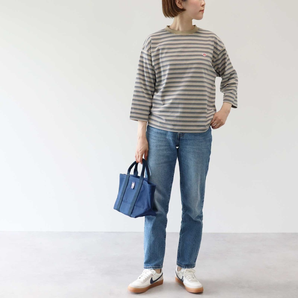 단톤 여성 라운드넥 7부 스트라이프 티셔츠 25FW DT-C0131TCB 베이지/그레이 S - 상세 이미지 5