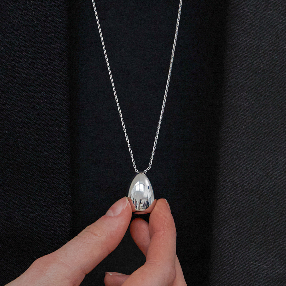 [바이이에르] Egg bell necklace (Silver) BH7N56738WB900 - 상세 이미지 2