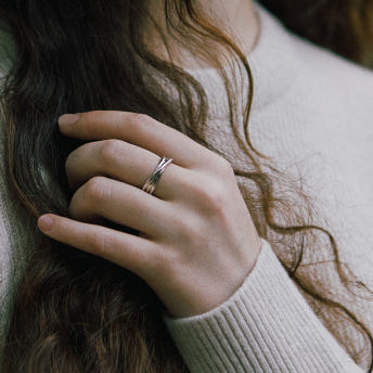 [바이이에르] [925 silver] Cross over ring (Silver) BH7R40701W9 - 상세 이미지 2