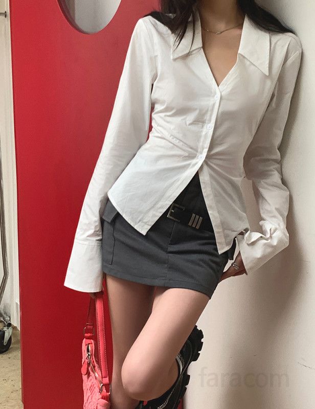 여성 브이넥 핀턱 슬림핏 긴팔 화이트 언발란스 크롭 블라우스 셔츠 오피스룩 하객룩 데일리 만능코디 코튼 베이직 봄 가을 8125 - 상세 이미지 3