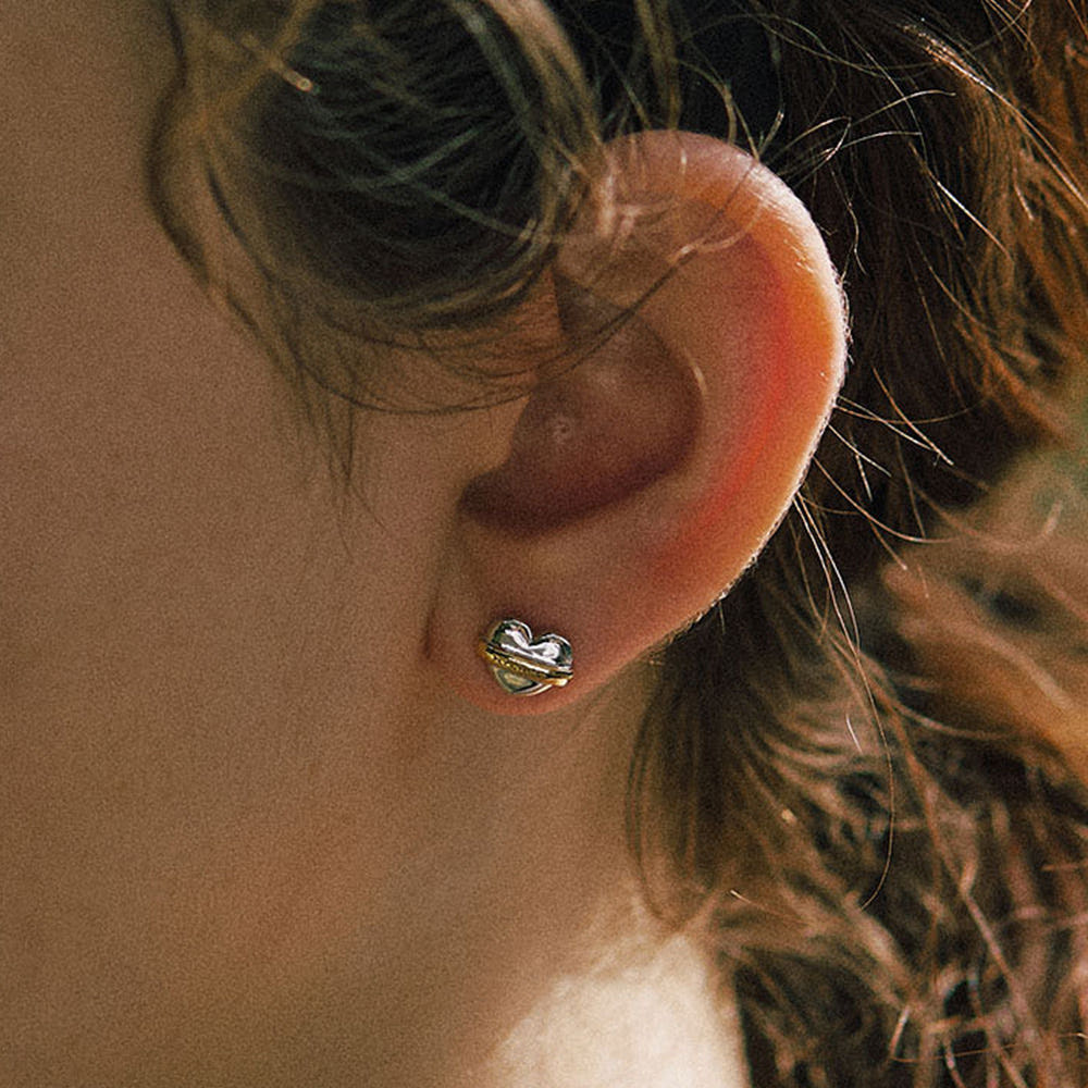 [바이이에르] Heart dessert macaroon post earrings (Combi) BH6E43608CBXXX - 상품 이미지