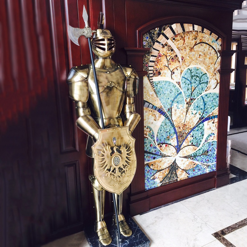 중세 갑옷 조형물 조각상 장식품 방패 피규어 투구 - 상세 이미지 3