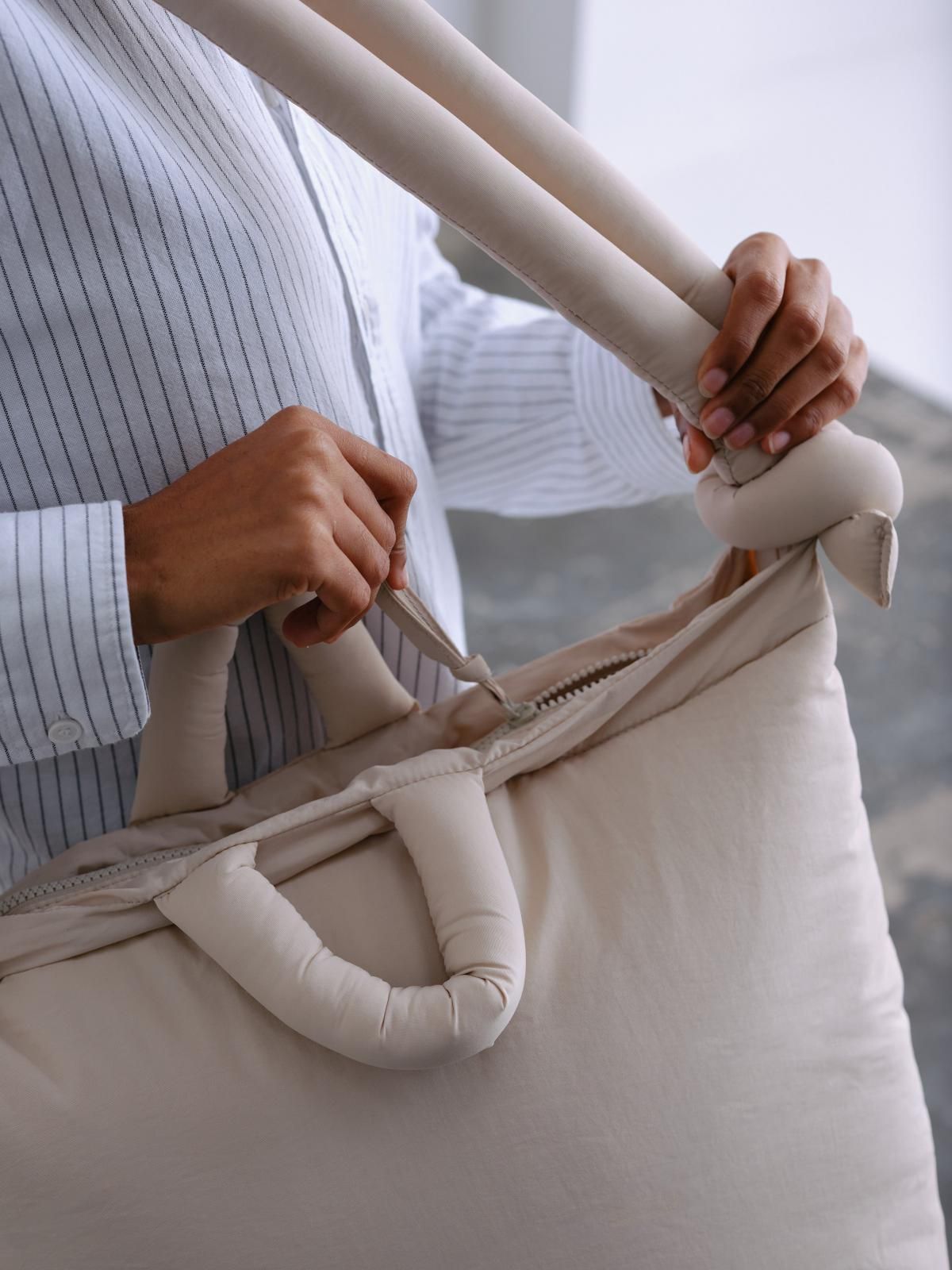 올랜드 리사이클 나일론 오나 프로 소프트 백 55533991788879 RED - 상세 이미지 5