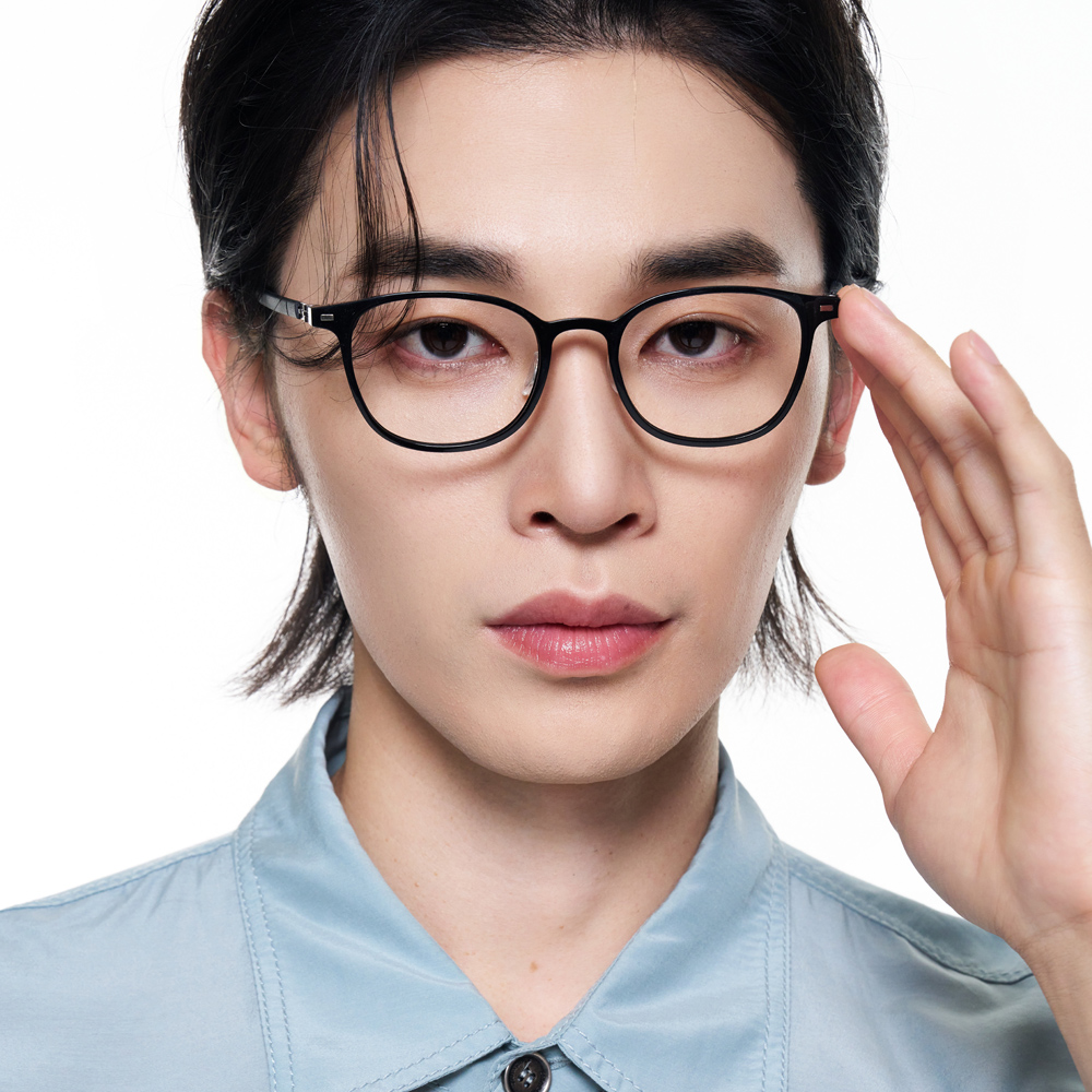 블루스크린차단 초경량 국산 나사없는 사각 뿔테 안경 투명