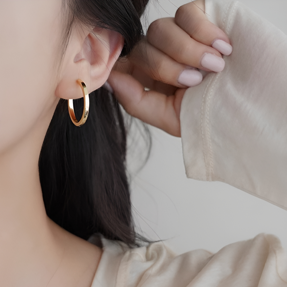 아르니 볼드 후프 링 귀걸이 실버 도금 심플 원터치 여성 데일리 한쌍 - 상세 이미지 5