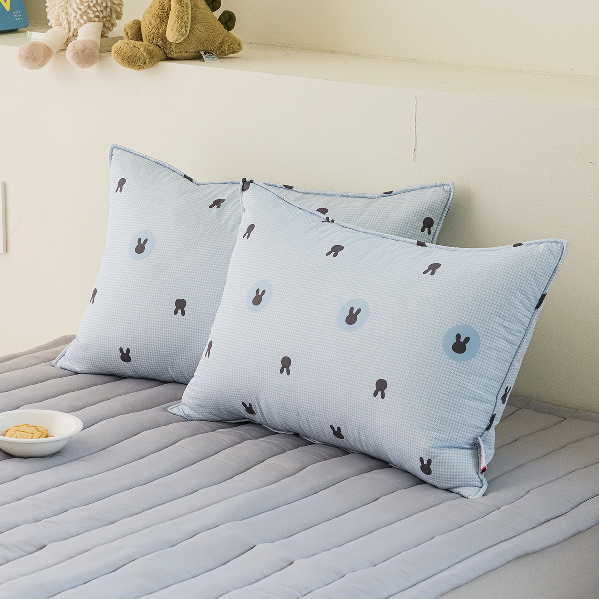 알러지케어 캐릭터 누빔 키즈베개커버 Winter 에어래빗 블루, 40x60cm