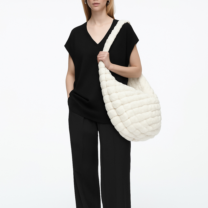 COS 코스 오버사이즈 퀼티드 크로스바디 백 0916460030 - 상세 이미지 2