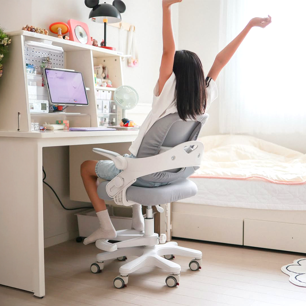 투노 에이루 초등학생 어린이 바른자세 아이 발받침 의자