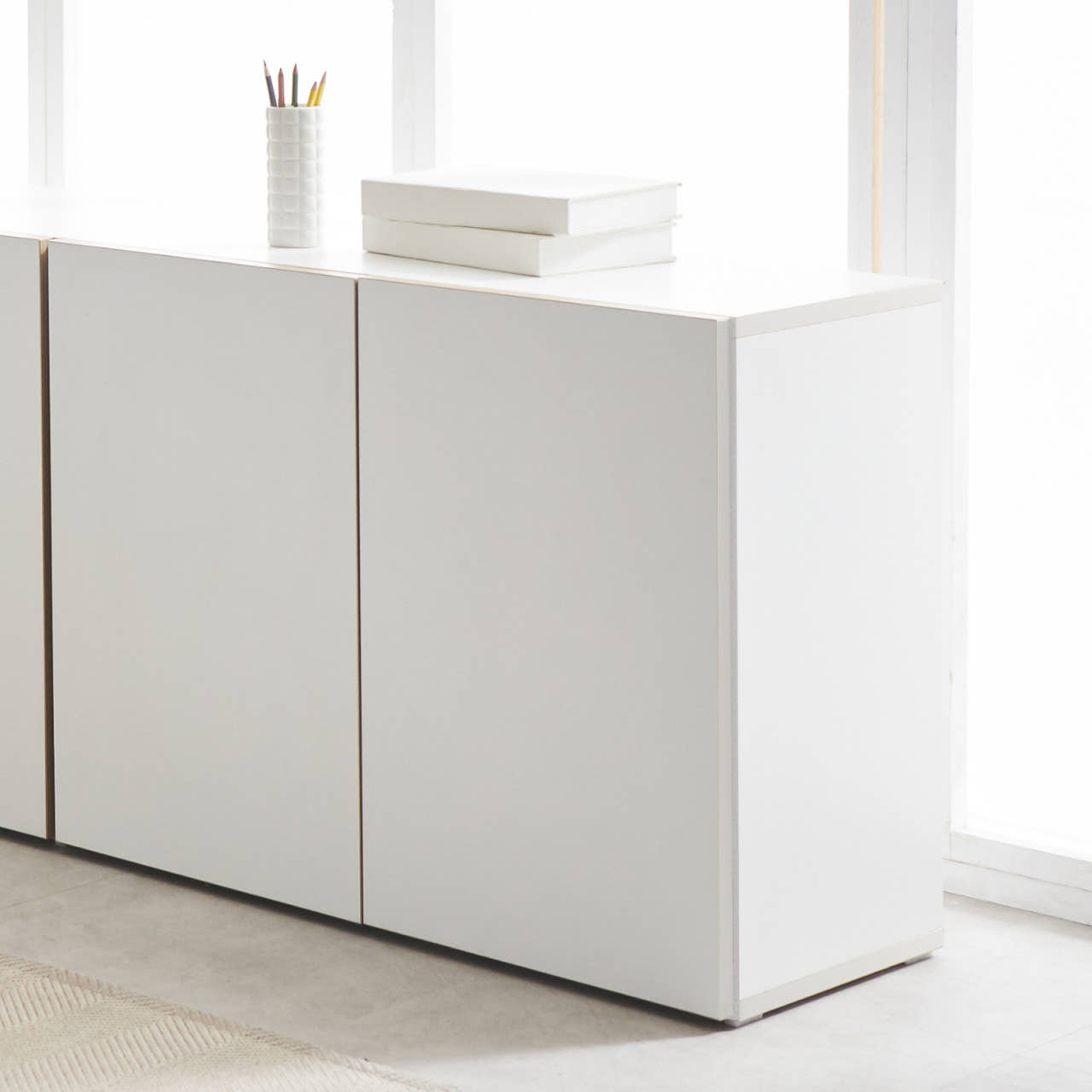 슬림 낮은책장 2단 거실책장 미니 틈새 만화 폭좁은 서재 800 도어 화이트무광