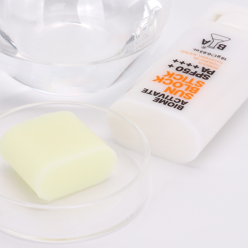 [바액] [2개] 선블록 스틱 [18g] 보송한 사용감 번들거림없는 선스틱 비타민E 토코페롤  BISABOLOL 주름 미백 자외선차단 3중 기능성 선크림