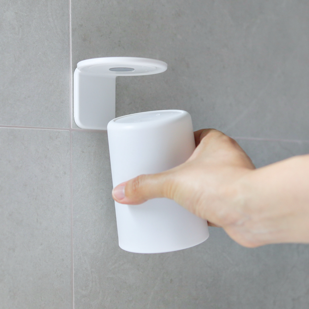 가사의시간 벽면 부착 양치컵 제품 이미지