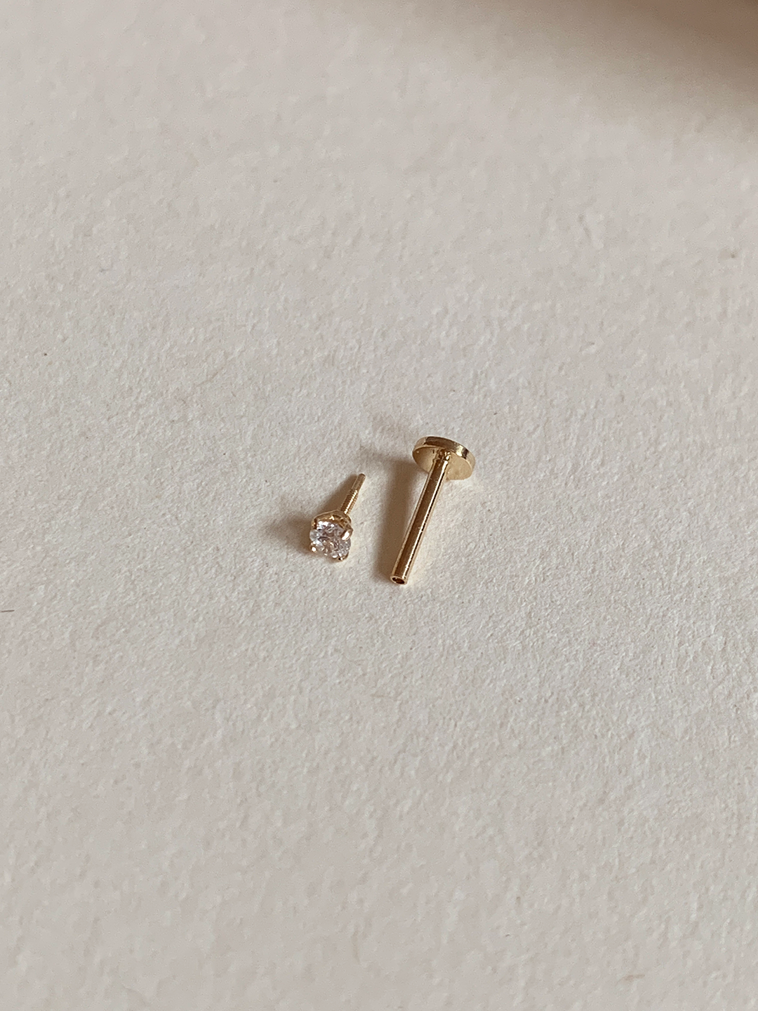 14k 베이직 인터널 큐빅 라블렛 피어싱 2mm 바 두께 0.8mm