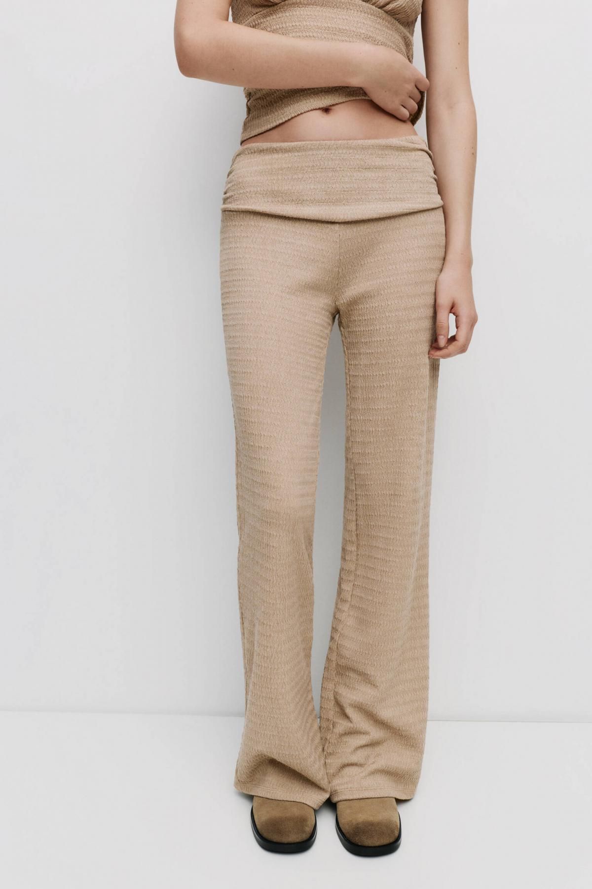 풀앤베어 크레이프 베이지 플레어 팬츠 7675/381 OCHRE - 상품 이미지