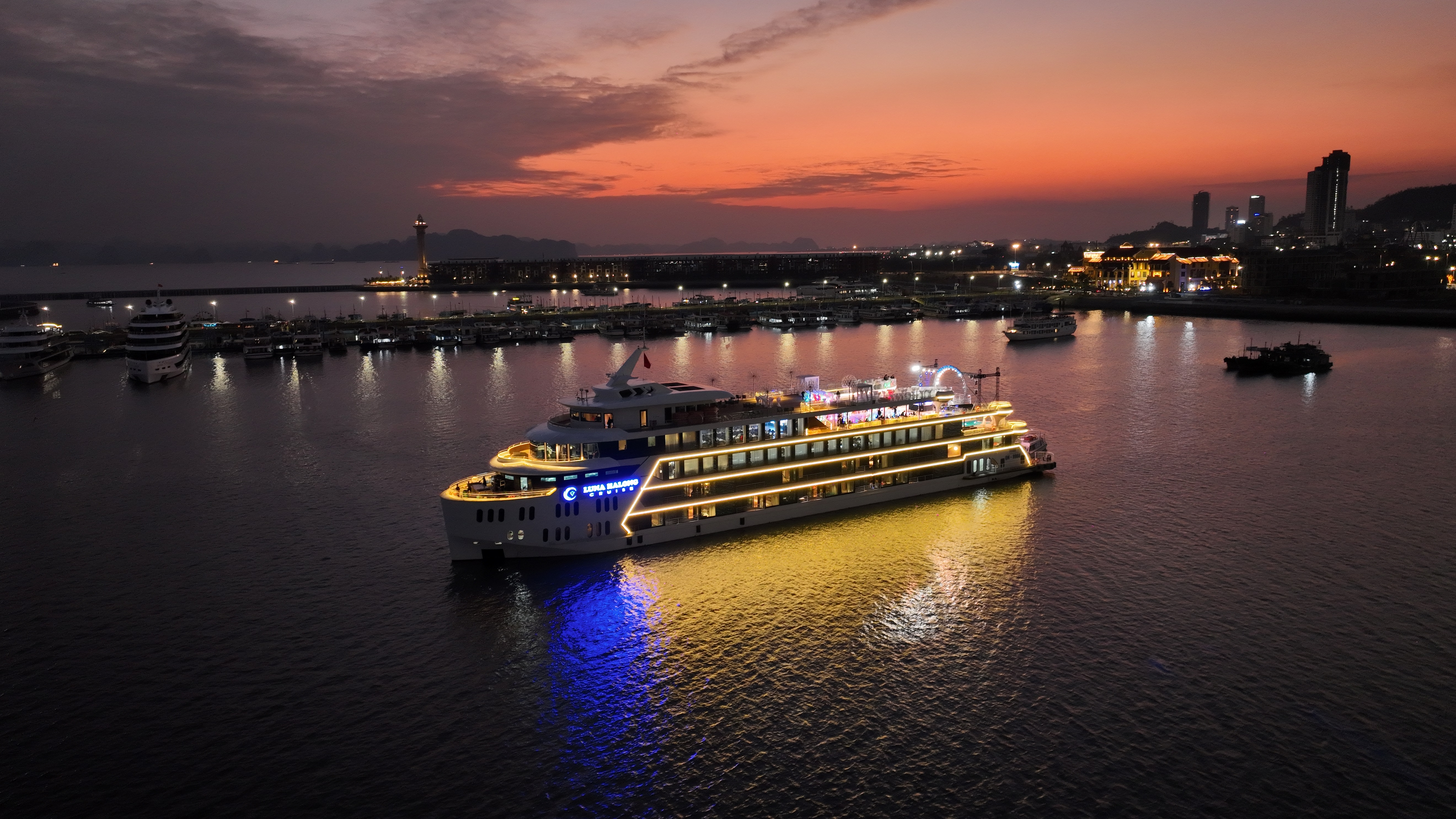 하롱베이 루나 하롱 크루즈