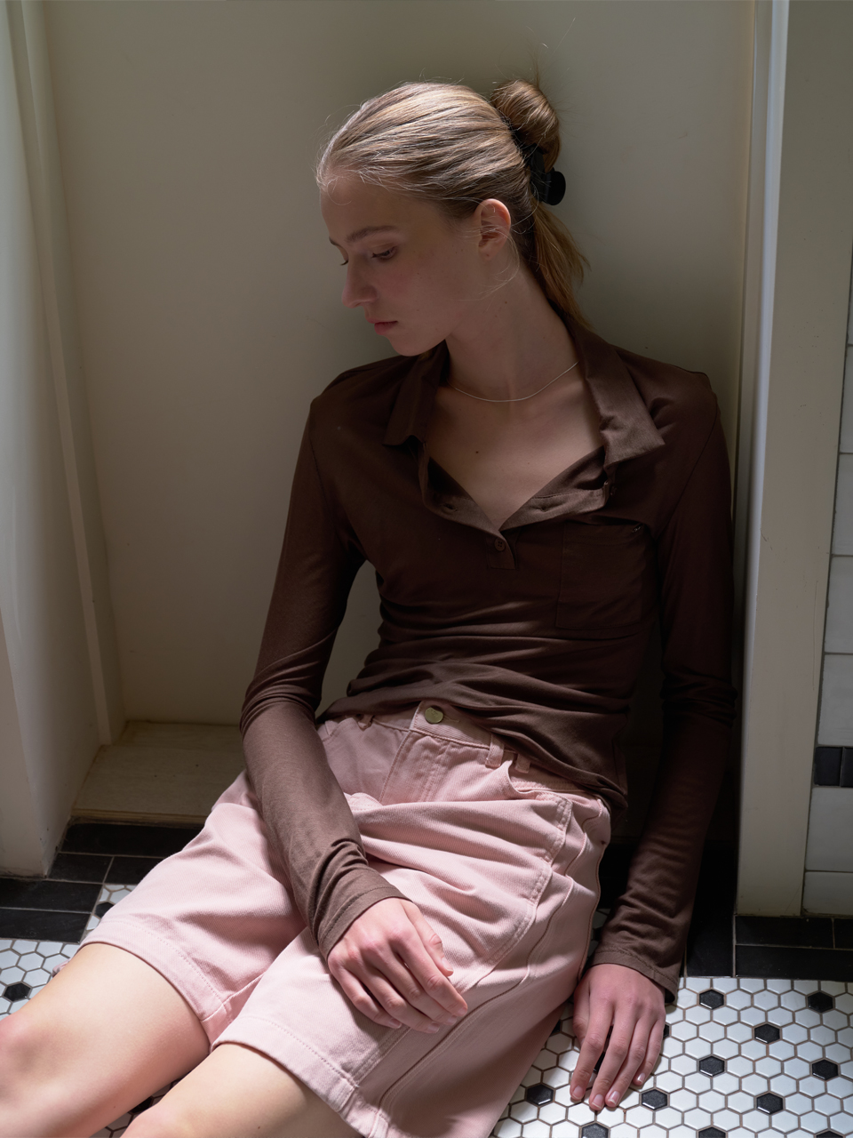 [엘씨브이] SHEER TENCEL POLO SHIRT_BROWN - 상품 이미지