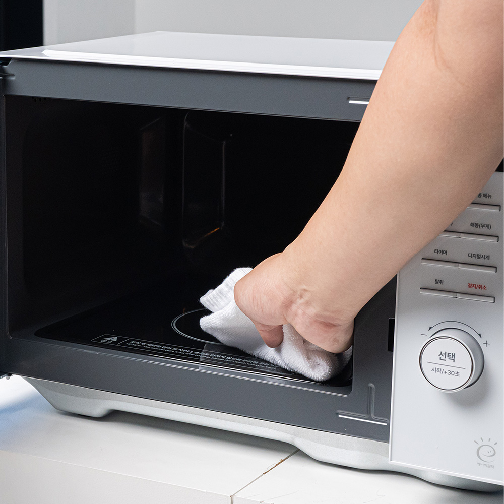 쿠잉 플랫전자렌지 MM-E2301WWFL 무회전 전자랜지 미니 소형 원룸 화이트