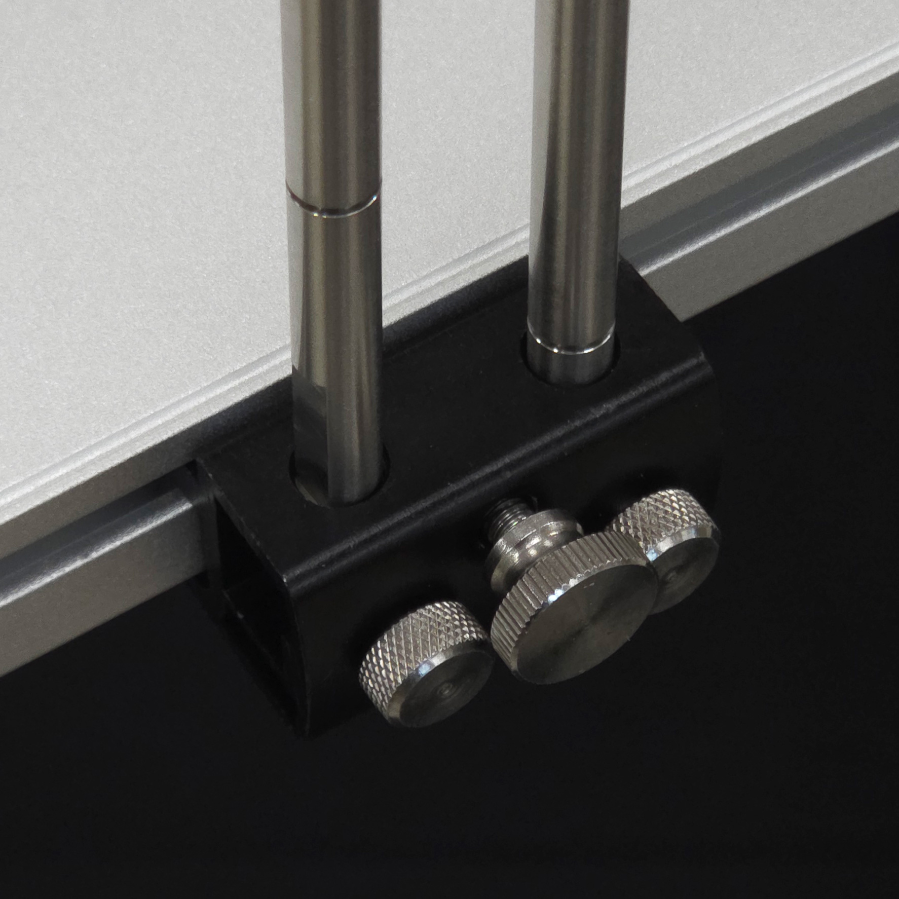 유니티23 IGT 테이블 연결 레일조인트 스노우피크 호환 더블 타입 블랙