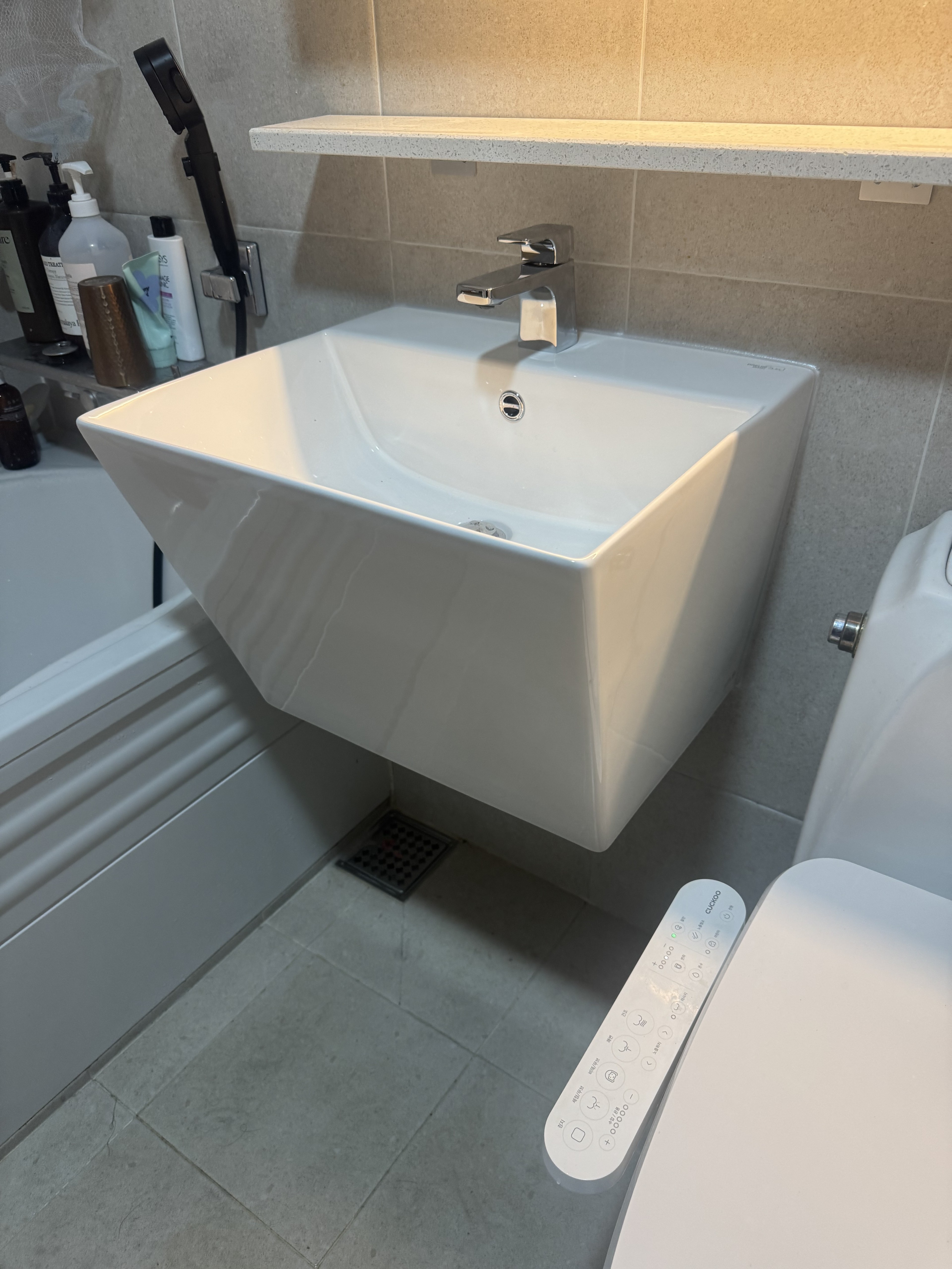 (부산 울산 양산 창원 마산 진해 장유 김해) 대림바스 일체형 세면기교체 CL-370 CL370 아덱스실리콘 마감 - 상세 이미지 3