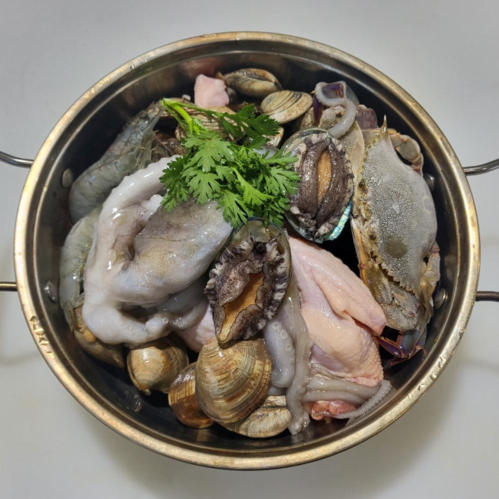 해신탕밀키트 보양식 만들기 닭백숙 백숙 삼계탕 닭한마리밀키트 낙지 해신탕재료 캠핑음식 세트 - 상세 이미지 2