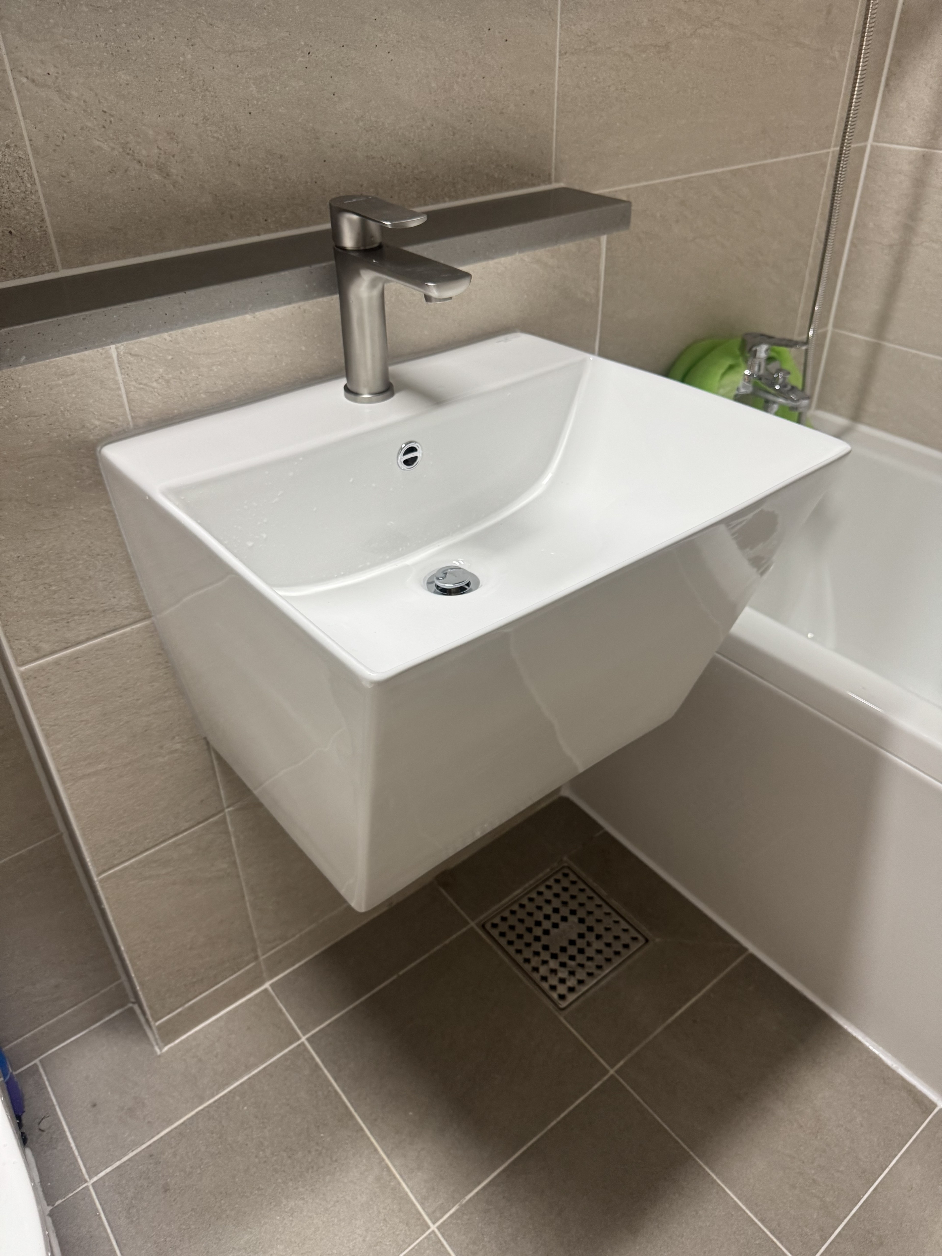 (부산 울산 양산 창원 마산 진해 장유 김해) 대림바스 일체형 세면기교체 CL-370 CL370 아덱스실리콘 마감 - 상세 이미지 4