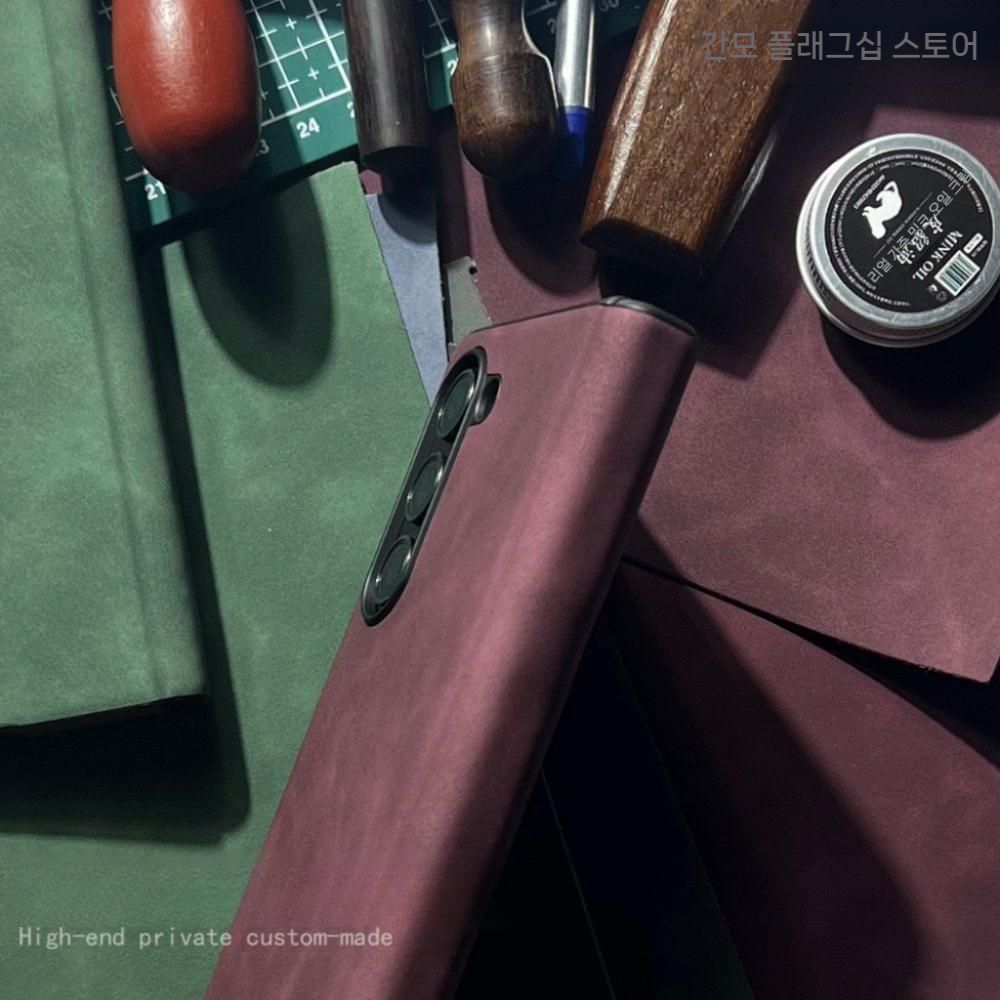 갤럭시 폴드7 케이스 맥시이프 메탈 그립 거치대 스웨이드 가죽 커버 액정 필름 일체형 - 상세 이미지 4