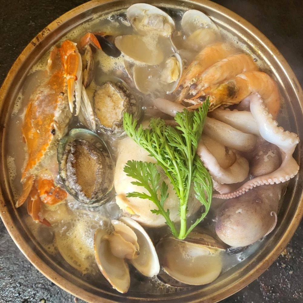 해신탕밀키트 보양식 만들기 닭백숙 백숙 삼계탕 닭한마리밀키트 낙지 해신탕재료 캠핑음식 세트 - 상세 이미지 5