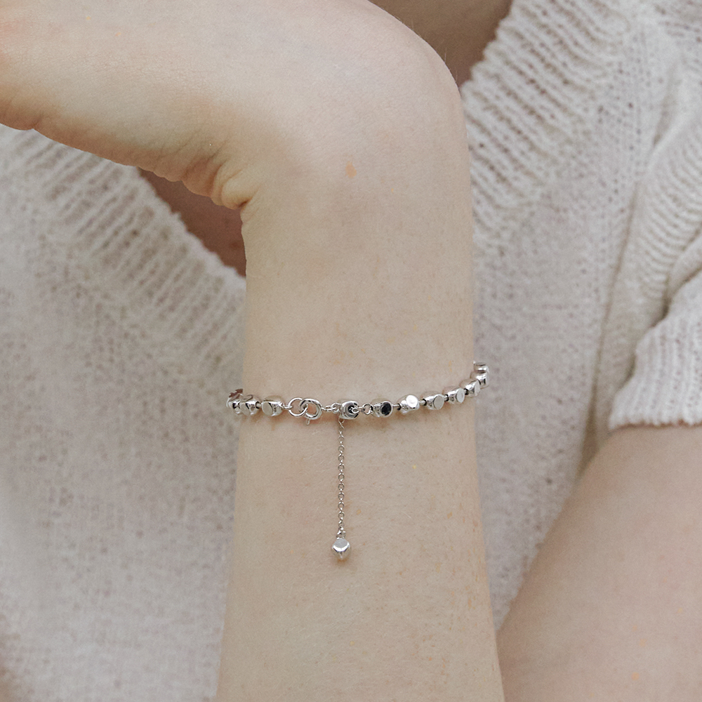 [바이이에르] Glimmer ball chain bracelet BH7B56763WB185 - 상세 이미지 2