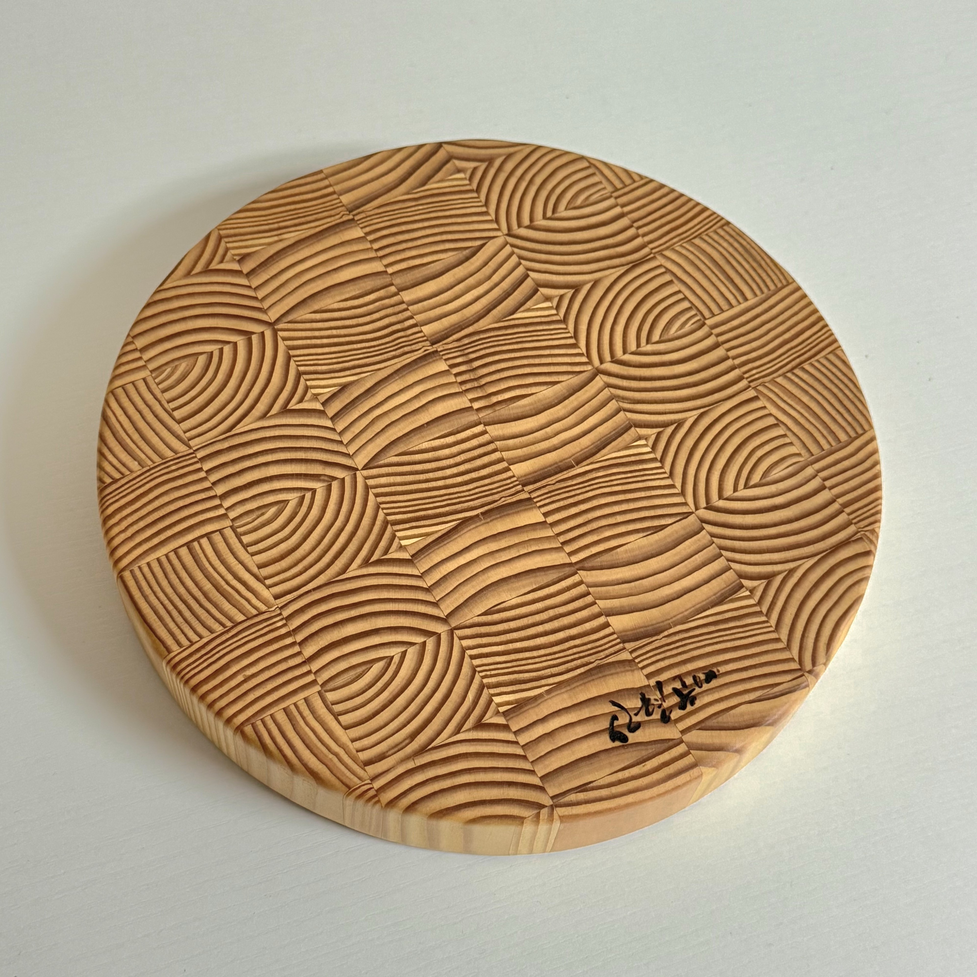 신현공예 라치 홍송 주방 통원목 우드 수제 양면 위생 플레이팅 원형 대 엔드그레인 나무도마