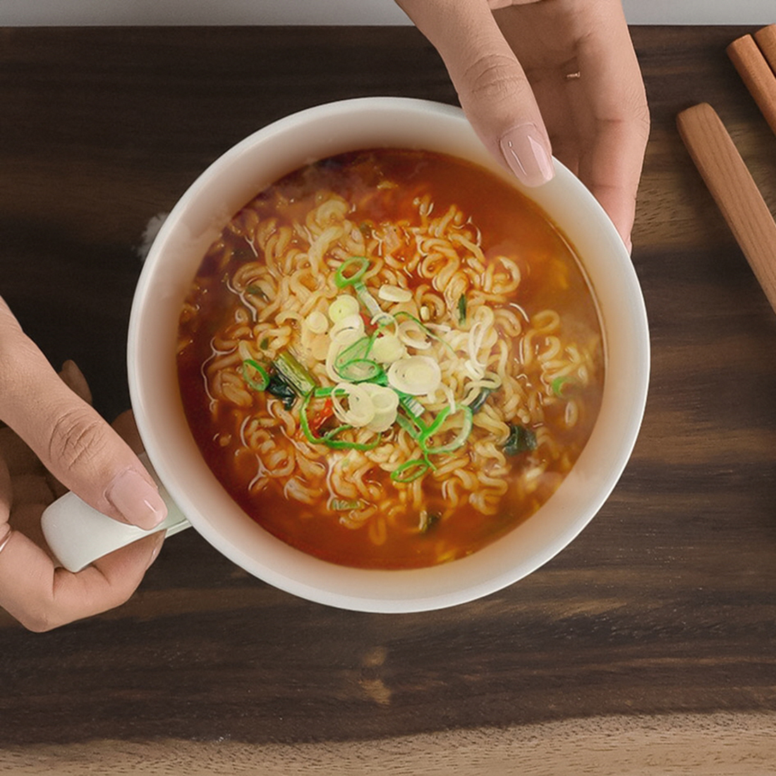 화이트 손잡이 컵라면 그릇 육개장도자기 비빔밥 시리얼 전자레인지 용기 라면기