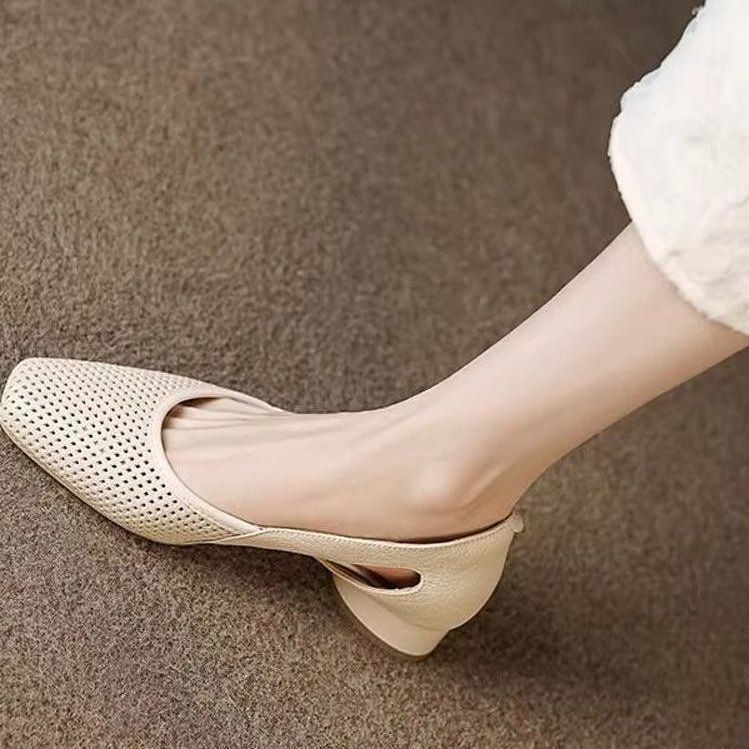 펀칭 사각코 3cm 로우힐 가죽 펌프스 여성 bying24 블랙 35 - 상세 이미지 3