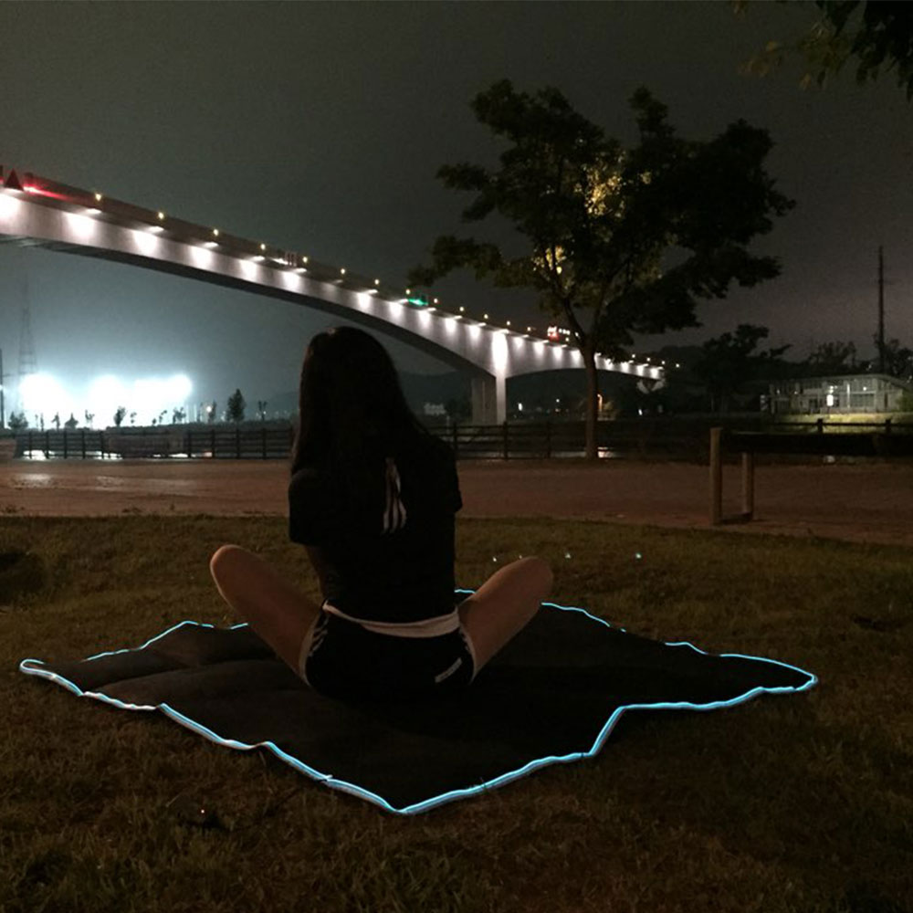 빈슨메시프 네온매트 LED 돗자리 공원 해변 피크닉 한강 감성 야경돗자리 130x150cm, 블루