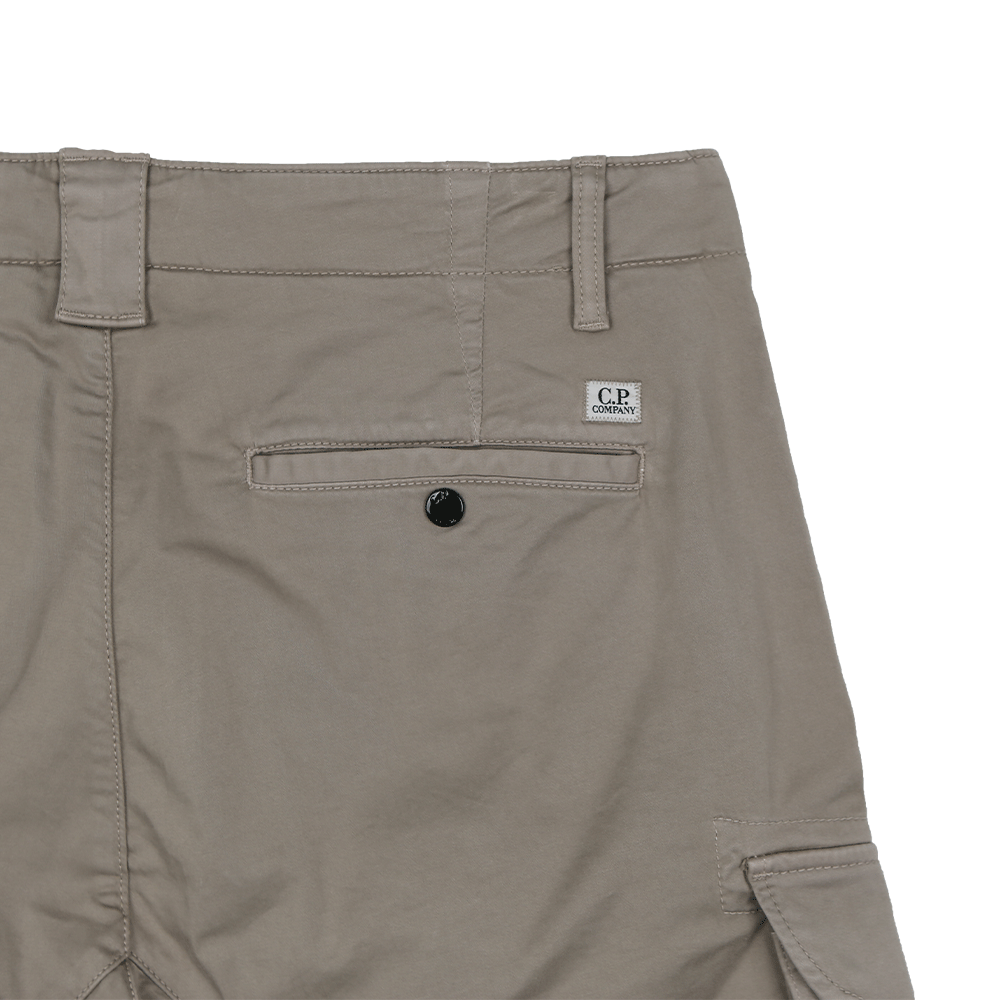 CP컴퍼니 스트레치 카고 반바지 18CMBE116A 005694G 327 (2025 S/S) - 상세 이미지 2