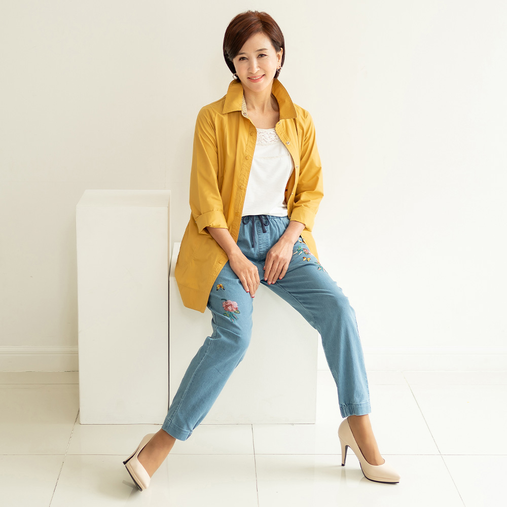 엄마옷 꽃자수 청바지 2종 여름 9부 플라워 밴딩 고무줄 중년여성 60대 50대 선물 - 상세 이미지 3