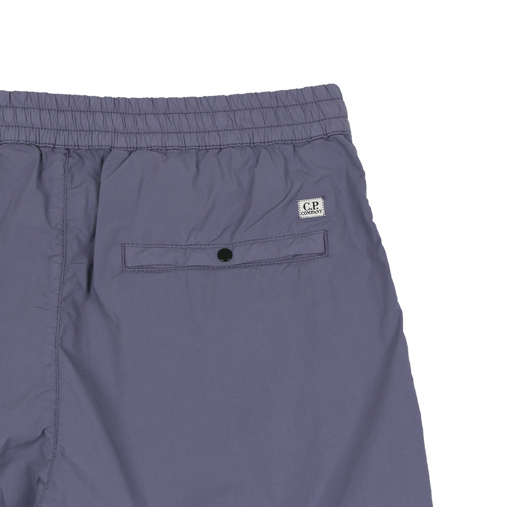 CP컴퍼니 렌즈 카고 밴딩 반바지 18CMBE172A 006439G 774 (2025 S/S) - 상세 이미지 2