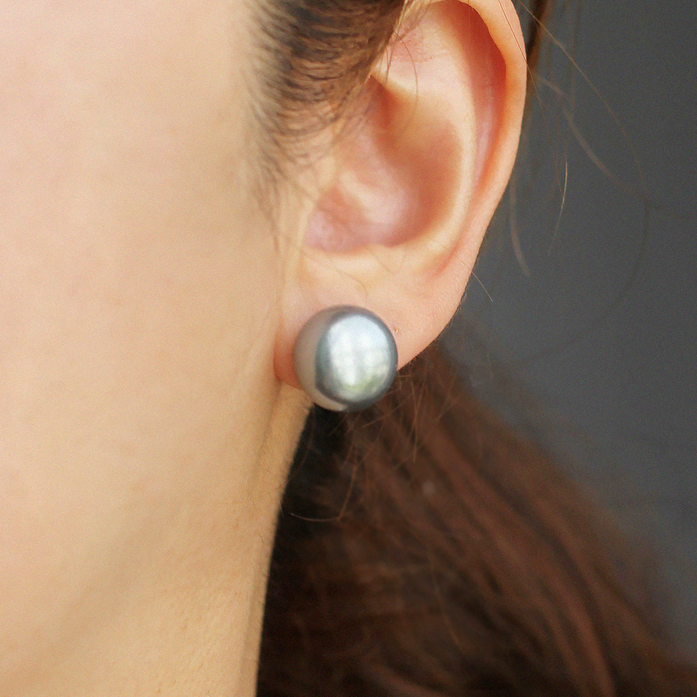 납작 진주 귀걸이 14mm 화이트 딥그레이 흑진주