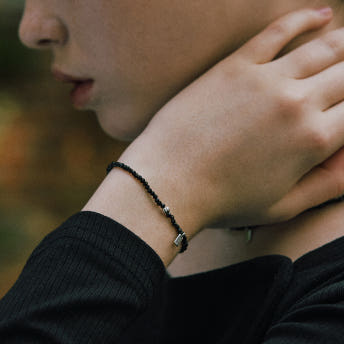 [바이이에르] Pumpkin beads bracelet (Black) BH7B4A717WB175 - 상세 이미지 4