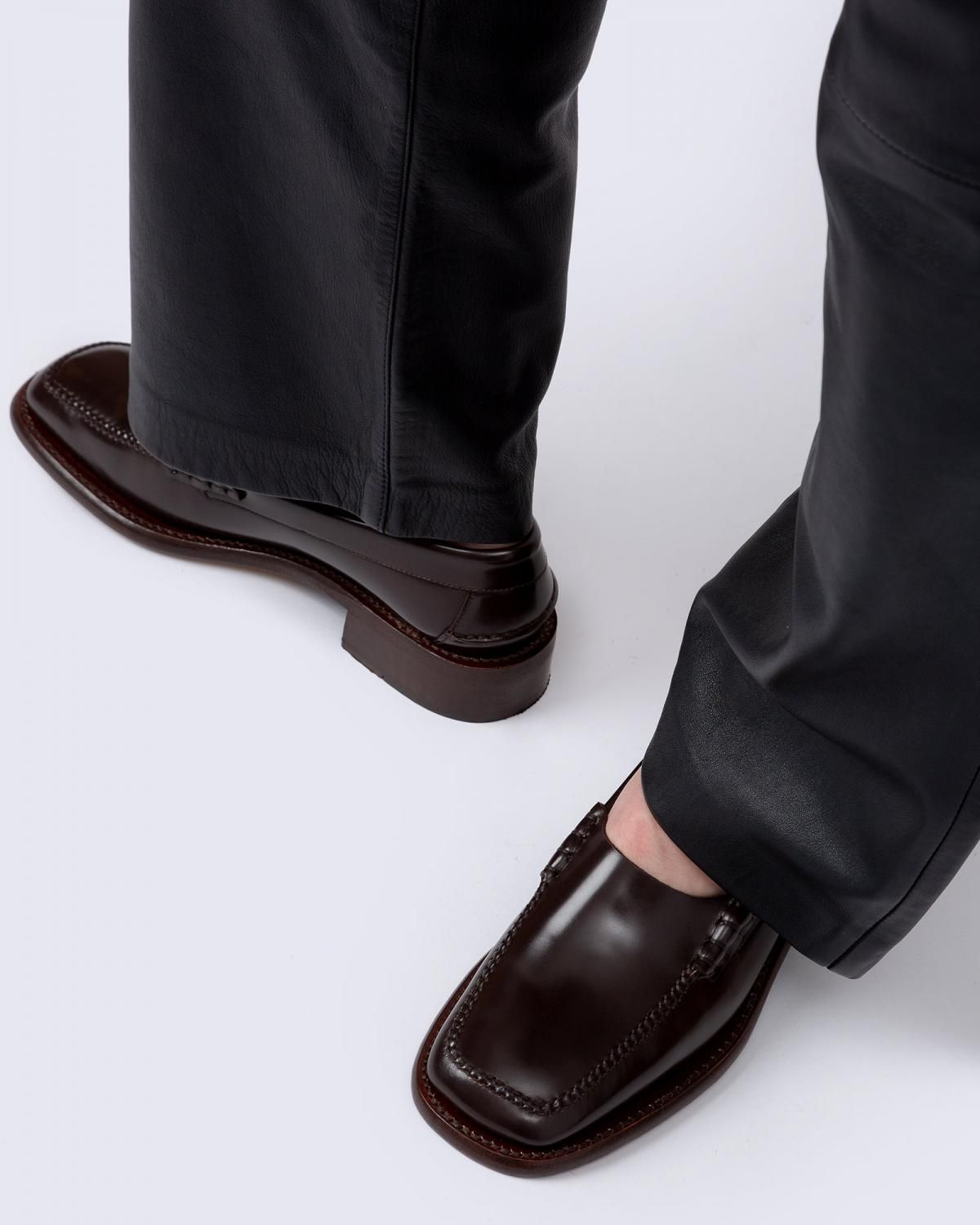 헤레우 SALA 스퀘어토 로우힐 가죽 펌프스 14917448892748 DARK BROWN - 상세 이미지 5
