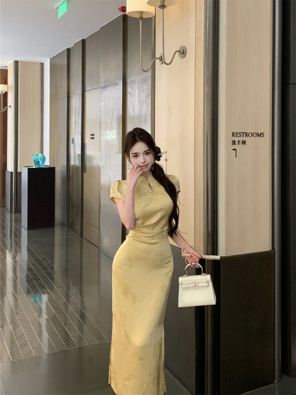 여성 우아한 신중식 새틴 치파오 A라인 반팔 롱 원피스 자카드 문양 하객룩 오피스룩 봄 여름 - 상세 이미지 4