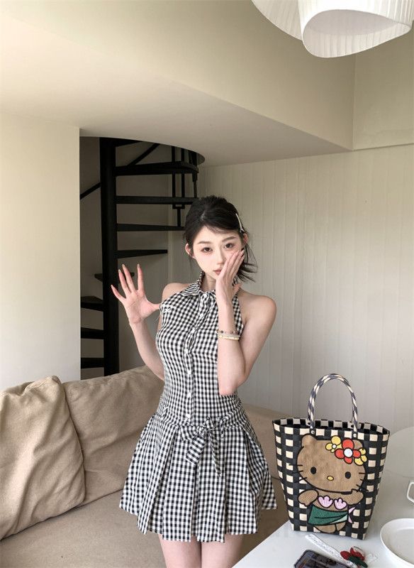 여성 홀터넥 고급스러운 프렌치 민소매 플리츠 폴로카라 체크 하이웨이스트 A라인 미니 셔츠 원피스 봄 여름 - 상세 이미지 4