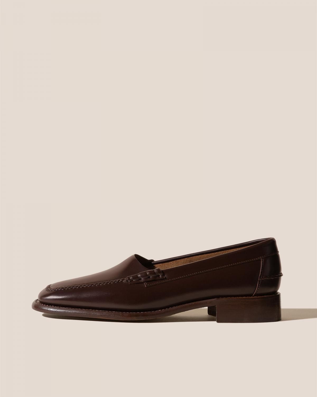 헤레우 SALA 스퀘어토 로우힐 가죽 펌프스 14917448892748 DARK BROWN - 상품 이미지