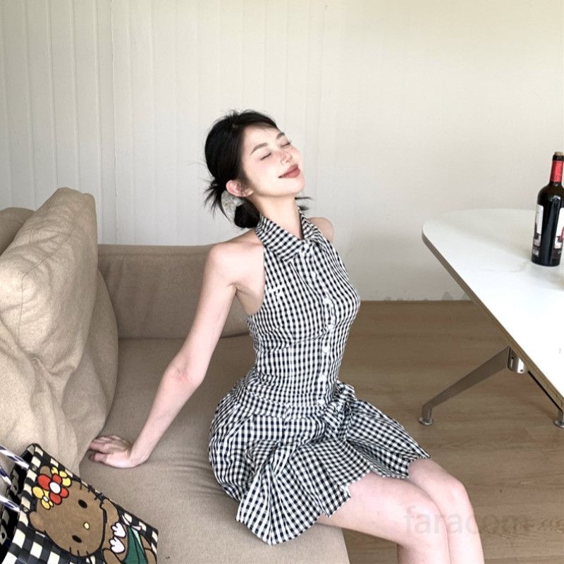 여성 폴로카라 홀터넥 체크 플리츠 A라인 셔츠 미니 원피스 페미닌 캐주얼 데이트룩 바캉스룩 봄 여름 - 상품 이미지