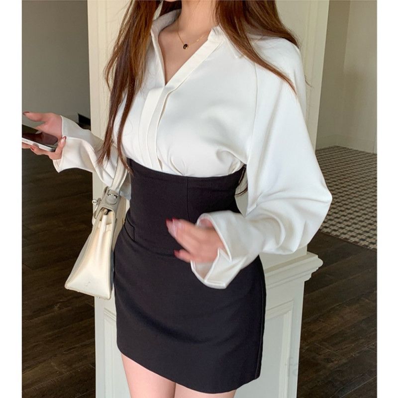 여성 브이넥 긴팔 루즈핏 블라우스 셔츠 오피스룩 하객룩 데일리 만능 베이직 기본 무지 깔끔한 간절기 봄 가을 - 상세 이미지 2