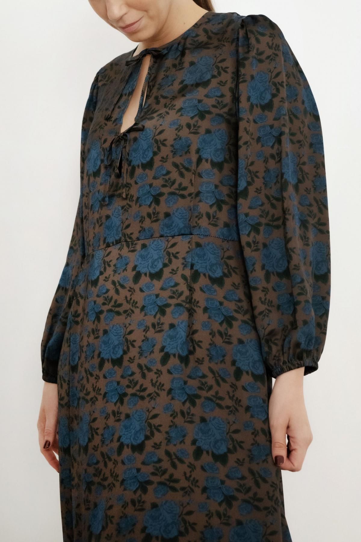 타이니코튼 다크 브라운 플라워패턴 미디 원피스 AW25-613M05 ONE COLOR - 상세 이미지 4