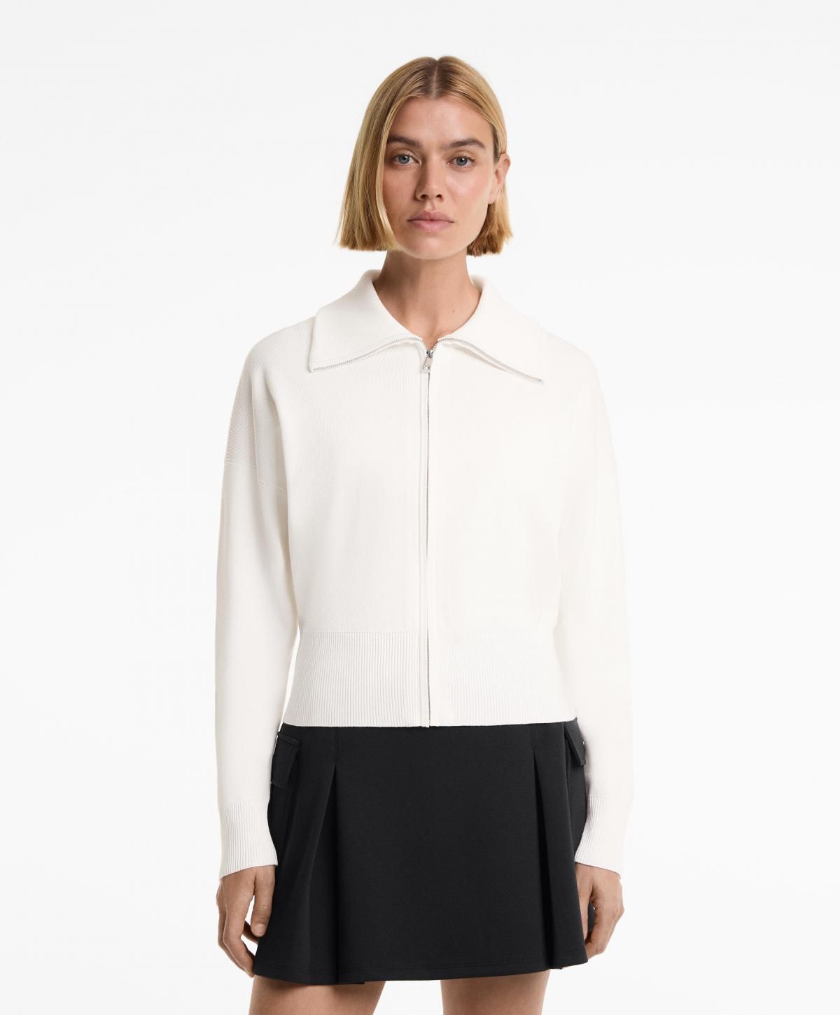 오이쇼 미니멀 하이넥 니트 집업 재킷 3855/695 WHITE - 상세 이미지 3