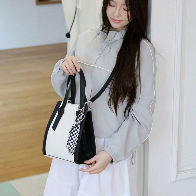 여성크로스백 가벼운 토트백 스퀘어 - 상세 이미지 2
