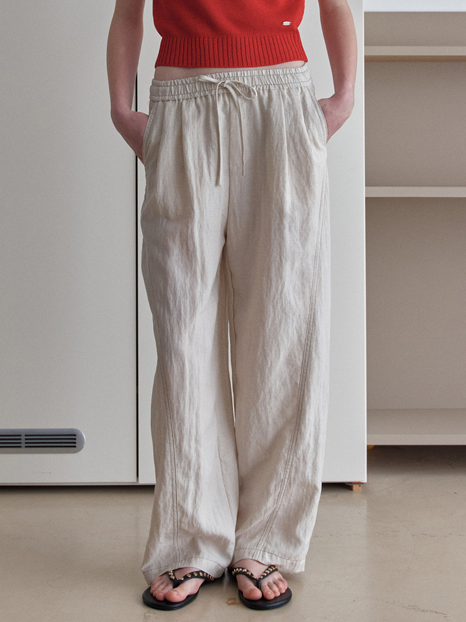 [엘씨브이]  [M-6/1 예약배송][4차] CURVED STITCH WIDE-FIT PANTS_BEIGE 이미지 3