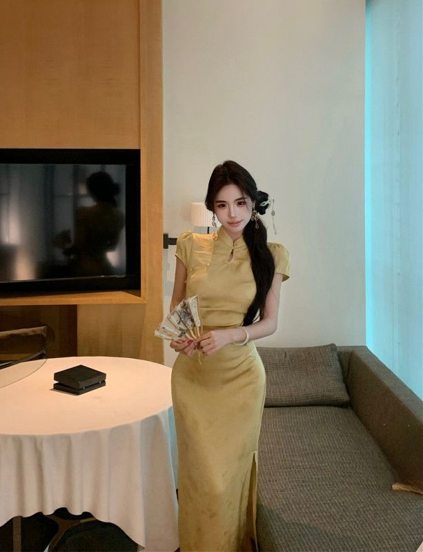 여성 우아한 신중식 새틴 치파오 A라인 반팔 롱 원피스 자카드 문양 하객룩 오피스룩 봄 여름 - 상세 이미지 2