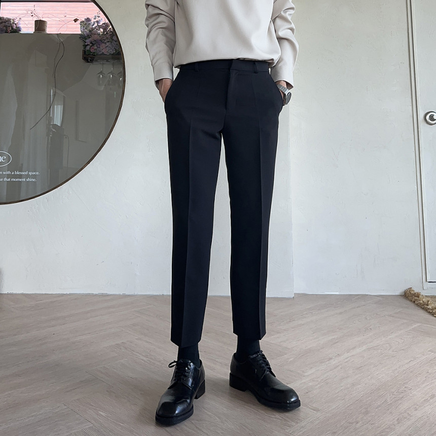 편안한 구김방지 슬림핏 슬랙스 팬츠 블랙 베이지