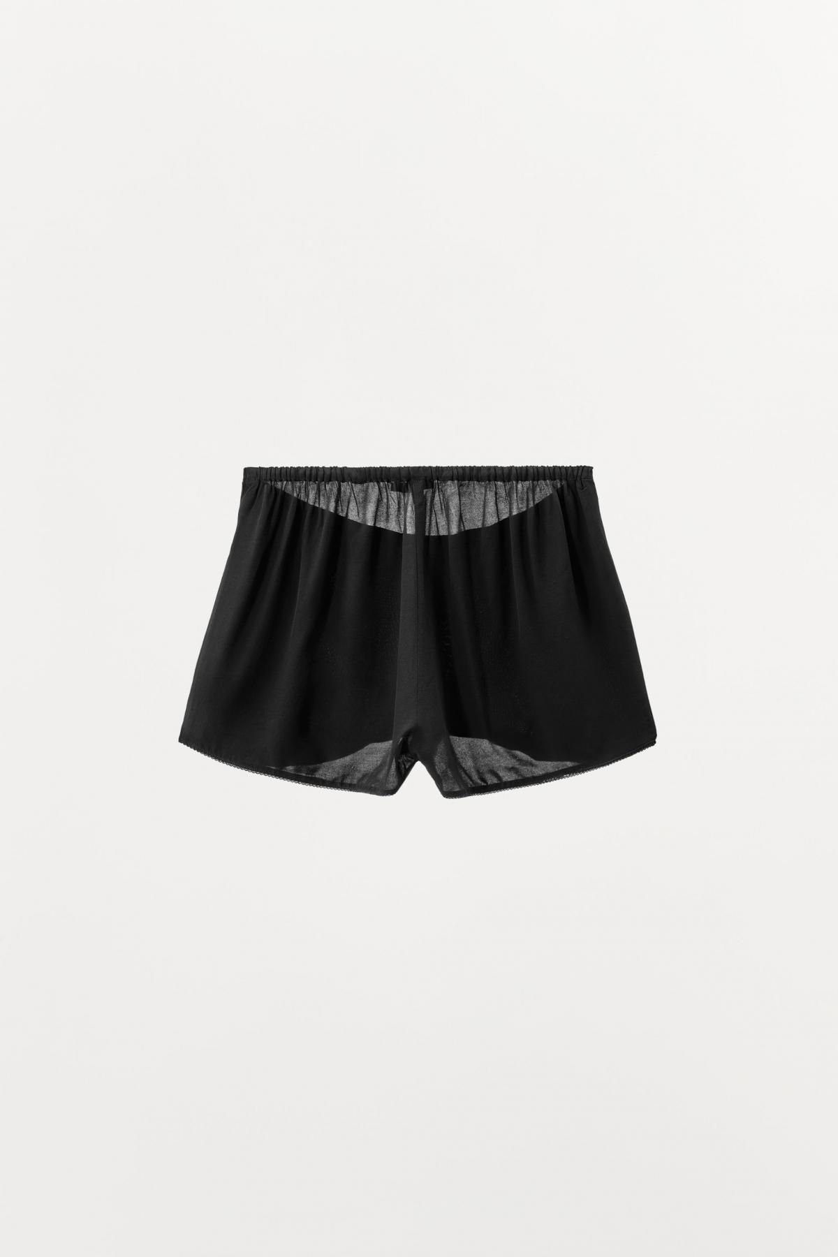 자라 웨이브 비스코스 레이스 숏팬츠 1067/611 BLACK - 상세 이미지 5